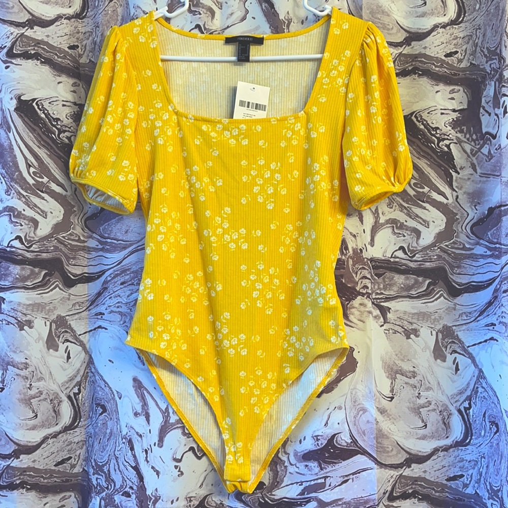 Floral Bodysuit 💛